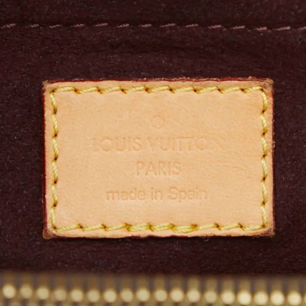 Louis Vuitton Montaigne MM Handbag